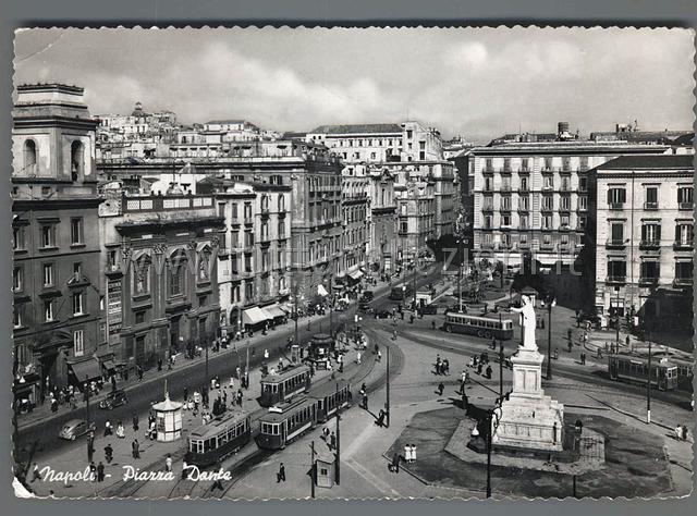 Collezionismo di cartoline postali